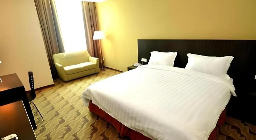 Eminent Hotel Kota Kinabalu 2*,  Malaysia